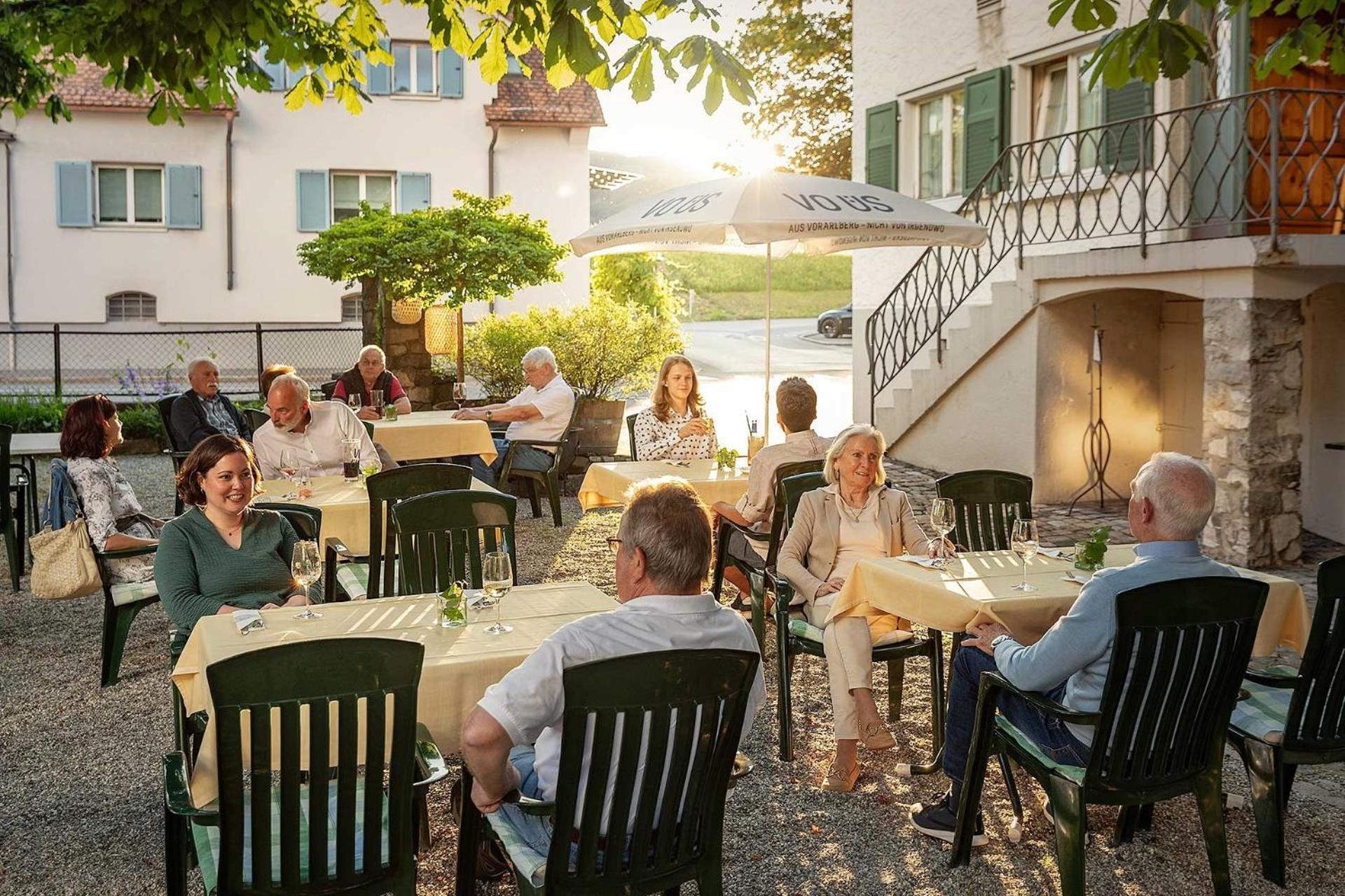 לוסטנאו Hotel Gasthof Kroenele מראה חיצוני תמונה